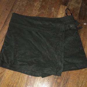 Forever 21 Khaki green skort